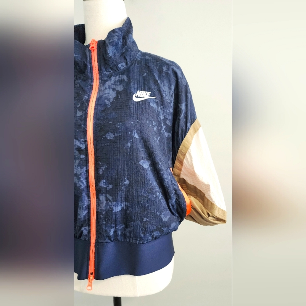 NIKE LOOSE FIT Women Jacket Size M Blue Long Sleeve Zip Pockets Nylon - Picture 12 of 15